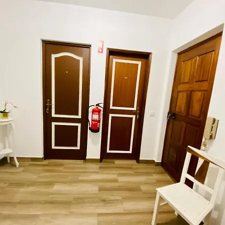 On Old Town 3* لاغوس