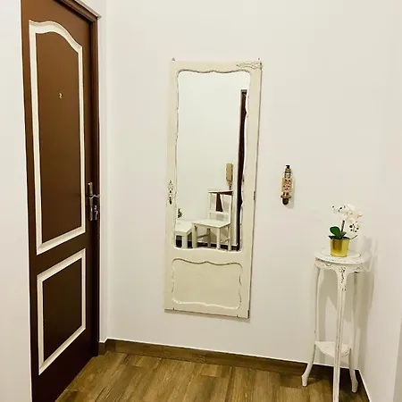 On Old Town Bed & Breakfast Lagos